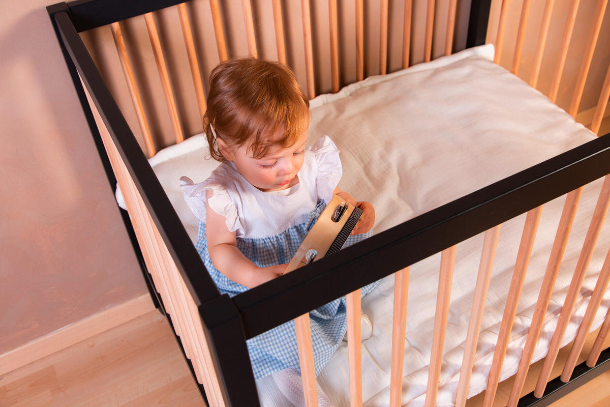 LAUFGITTER Playpen 97 2023  98/78/82 cm  - Schwarz/Naturfarben, KONVENTIONELL, Holz/Kunststoff (98/78/82cm) - Childhome