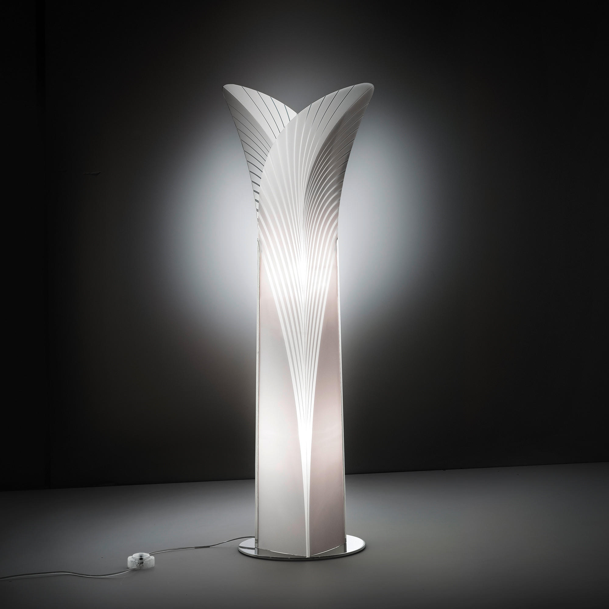 STEHLEUCHTE 37,5/40/153,5 cm    - Alufarben/Weiß, Design, Kunststoff/Metall (37,5/40/153,5cm) - Slamp