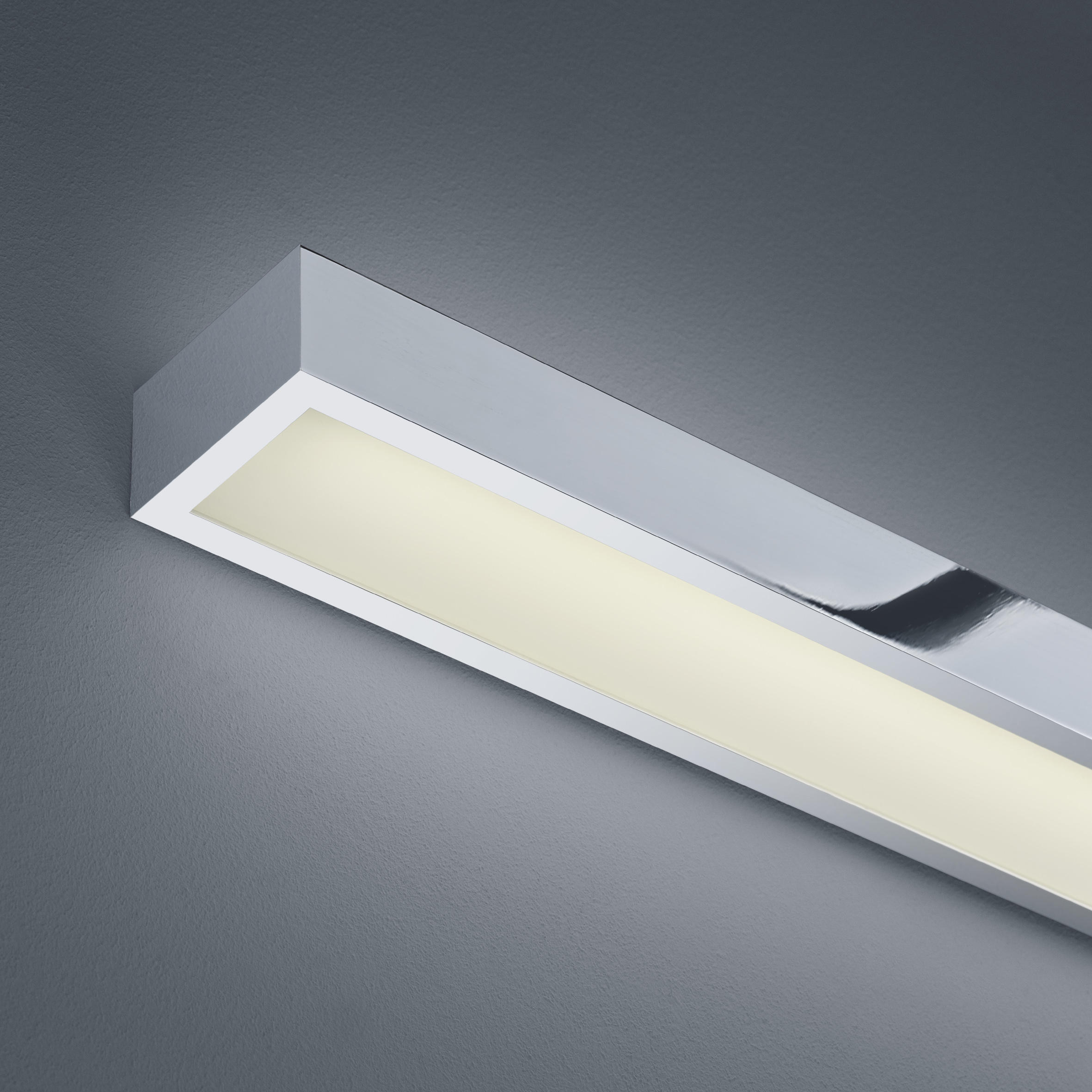 BADEZIMMER-WANDLEUCHTE - Chromfarben, Design, Metall (30/8/4,5cm) - Helestra