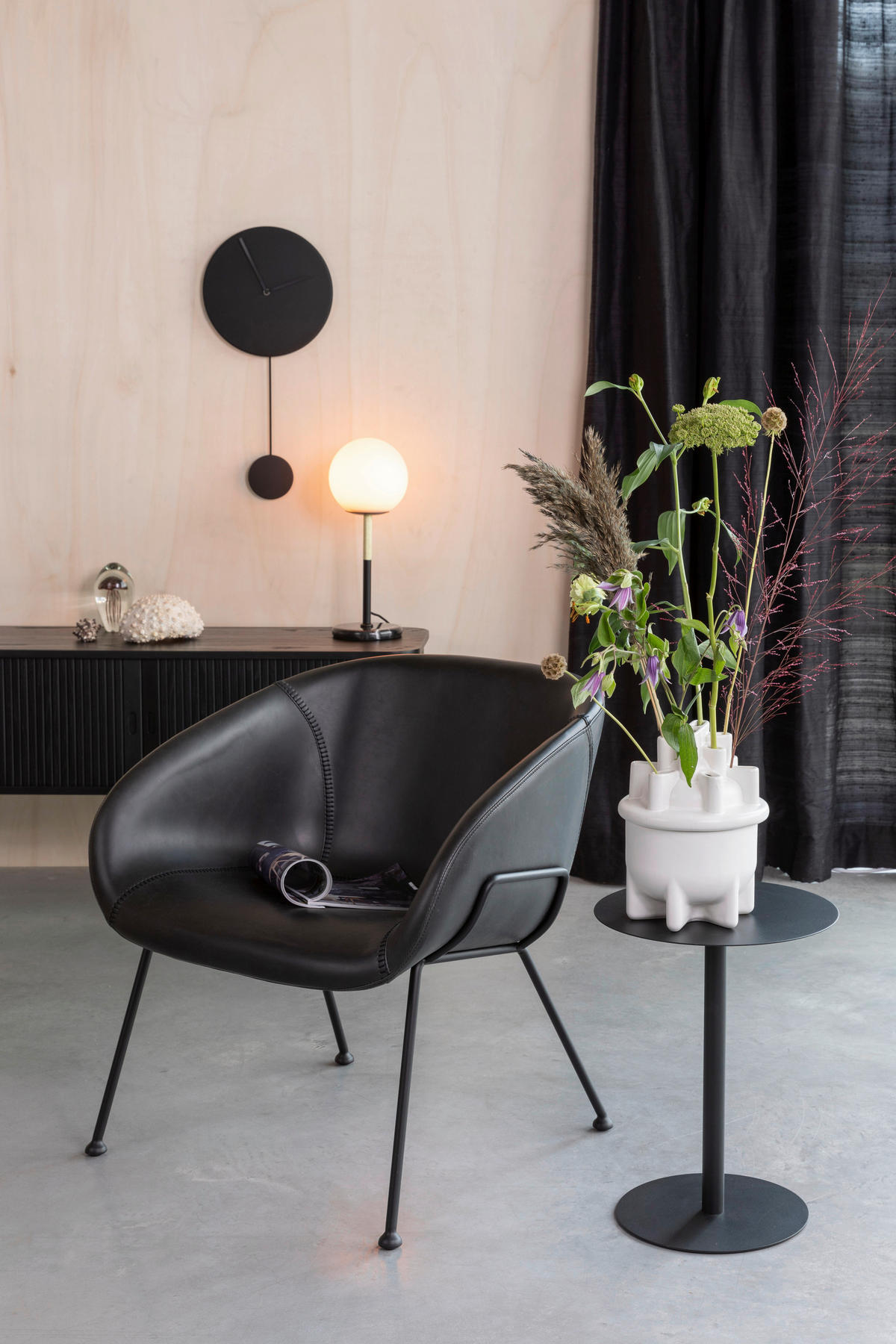 UHR Schwarz 30/63/4 cm  - Schwarz, Basics, Kunststoff (30/63/4cm) - Zuiver