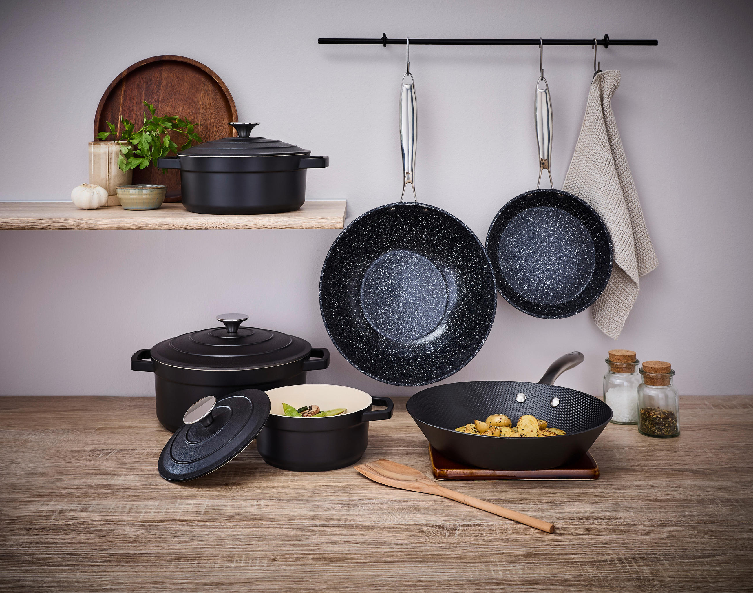 PFANNE Keramikbeschichtung  - Edelstahlfarben/Schwarz, Basics, Metall (20/4,3cm) - Homeware Profession.