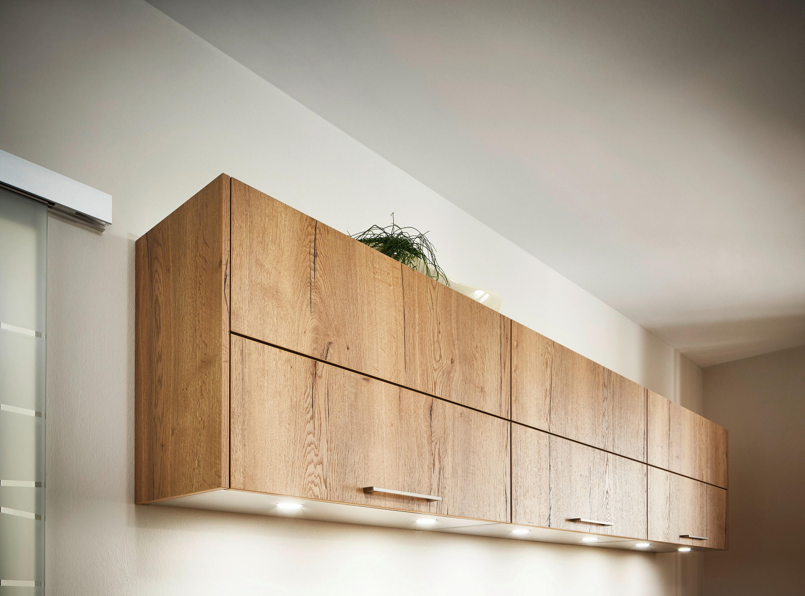 KUHINJA PO MERI - barve hrasta/barve grafita, Design, leseni material - Moderano