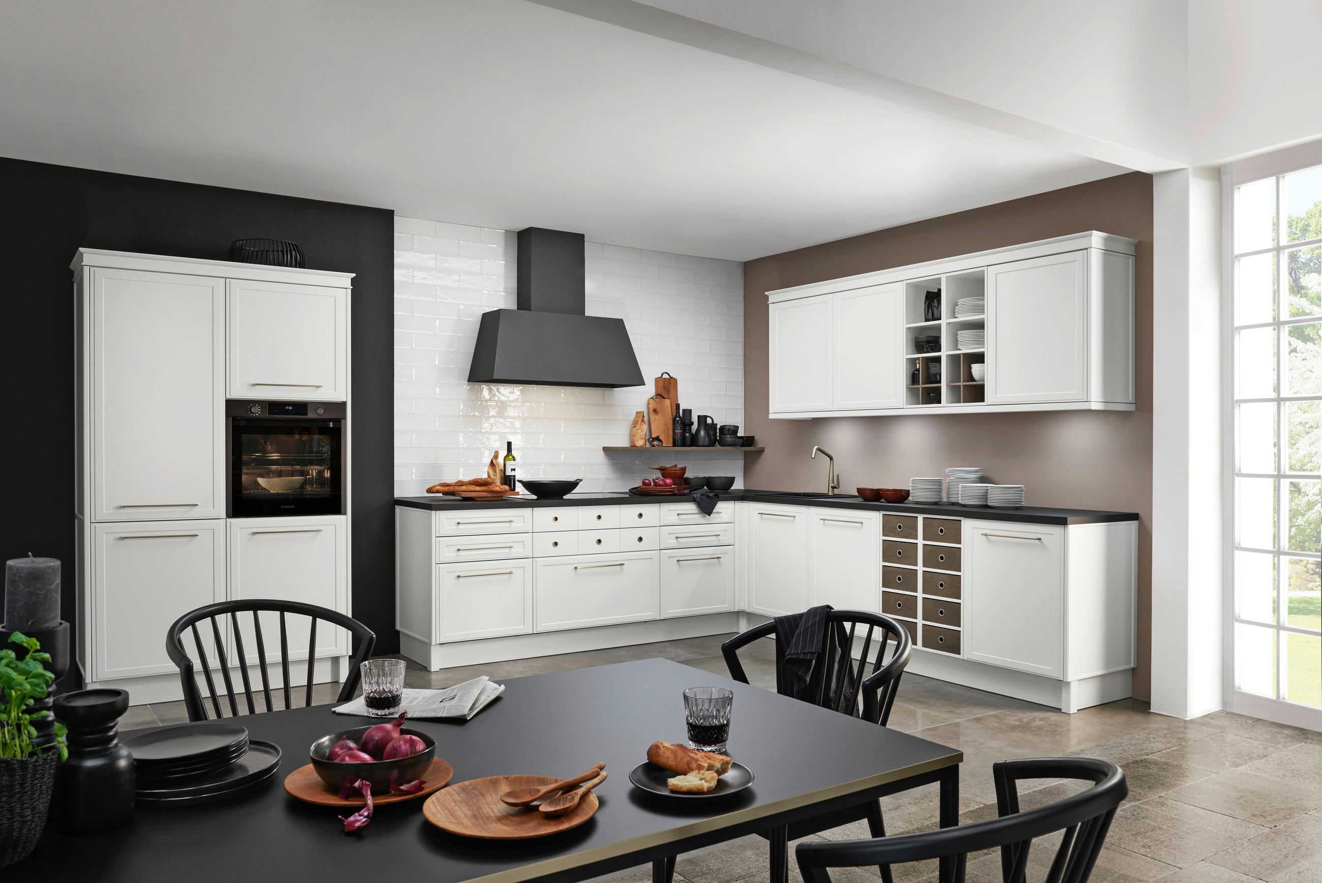 EINBAUKÜCHE   - Weiß, Design, Holzwerkstoff - Dieter Knoll