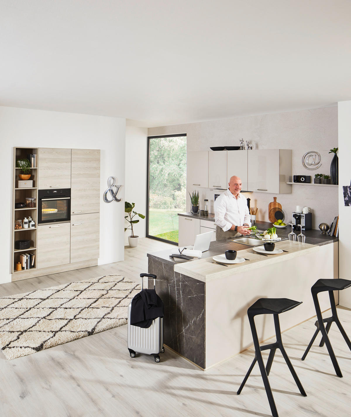 EINBAUKÜCHE   - Design, Holzwerkstoff - Novel