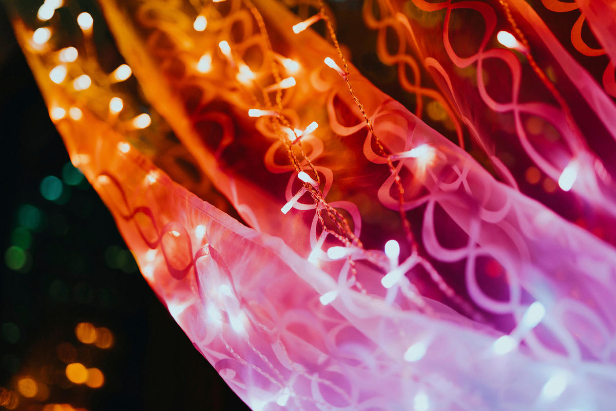 LED-DEKOLEUCHTE Twinkly 210 cm   - Blau/Rot, Basics, Kunststoff (210cm)