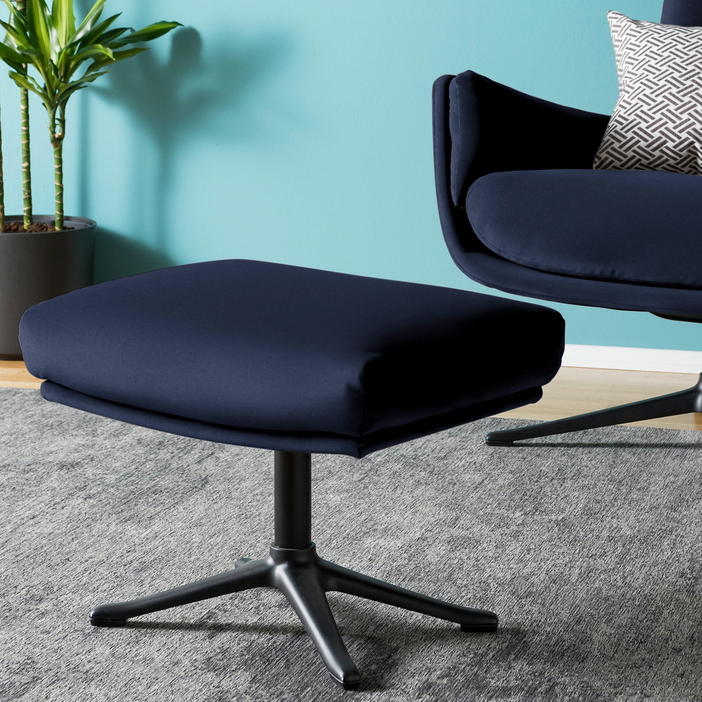 HOCKER in Textil Dunkelblau  - Schwarz/Dunkelblau, Design, Textil/Metall (51/37/41cm) - home24
