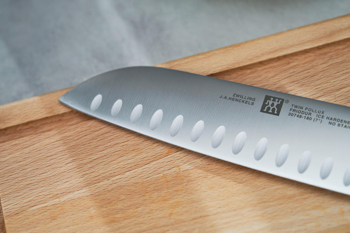 SANTOKUMESSER Signature  - Edelstahlfarben/Schwarz, Basics, Kunststoff/Metall (42,5/8,5/2,8cm) - Zwilling