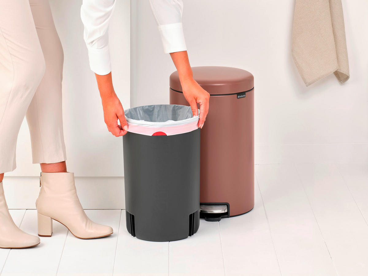 TRETEIMER 20 l  Metall  - Taupe/Anthrazit, Basics, Kunststoff/Metall (29/46,7/38cm) - Brabantia