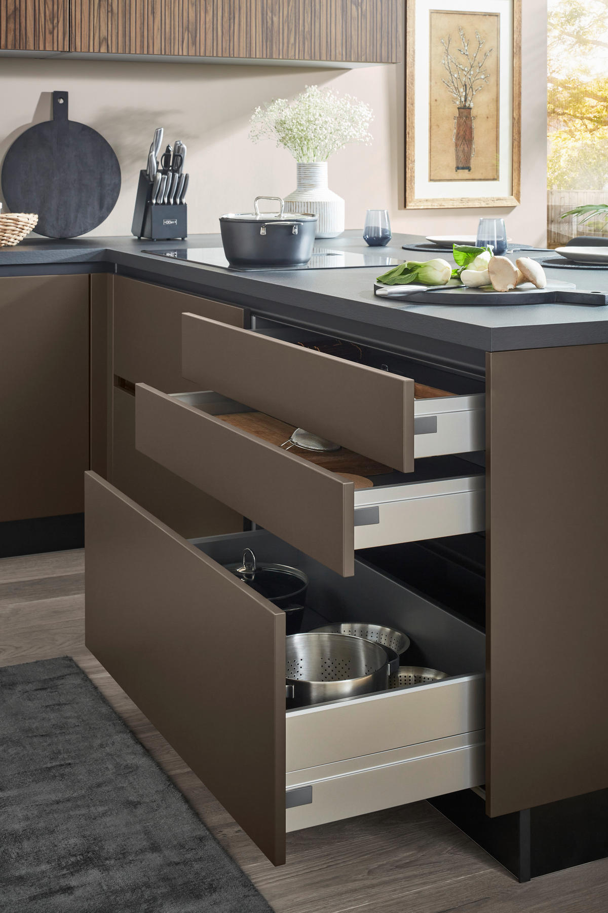 EINBAUKÜCHE   - Braun, Design, Holzwerkstoff - Dieter Knoll