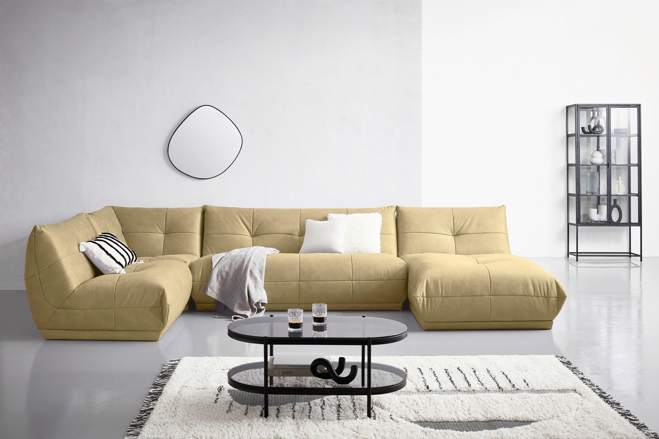 WOHNLANDSCHAFT in Lederlook Beige  - Beige, Trend, Textil (210/390/185cm) - Livetastic
