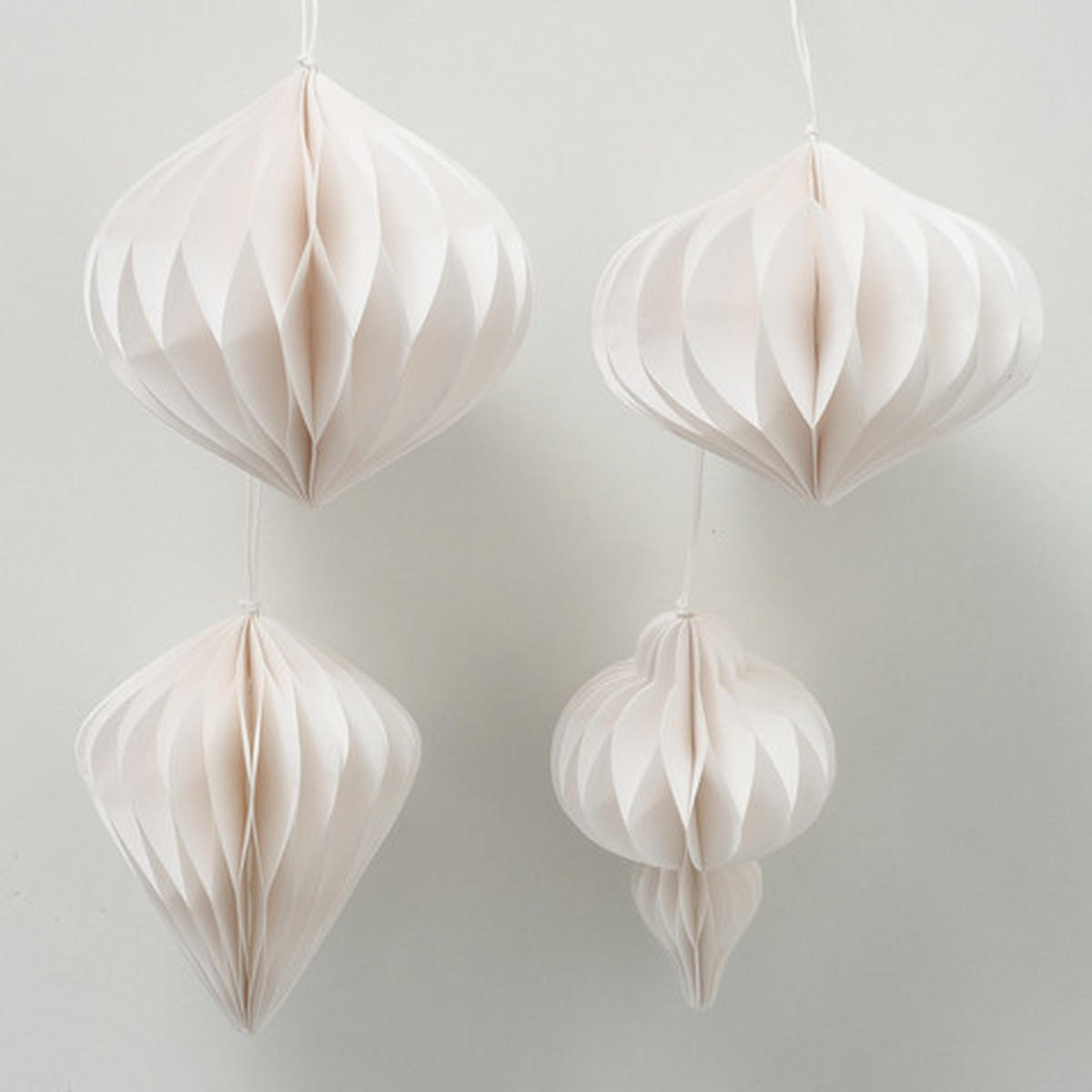 ORNAMENTE BRAD DE CRĂCIUN - Lifestyle (18/18/9cm)
