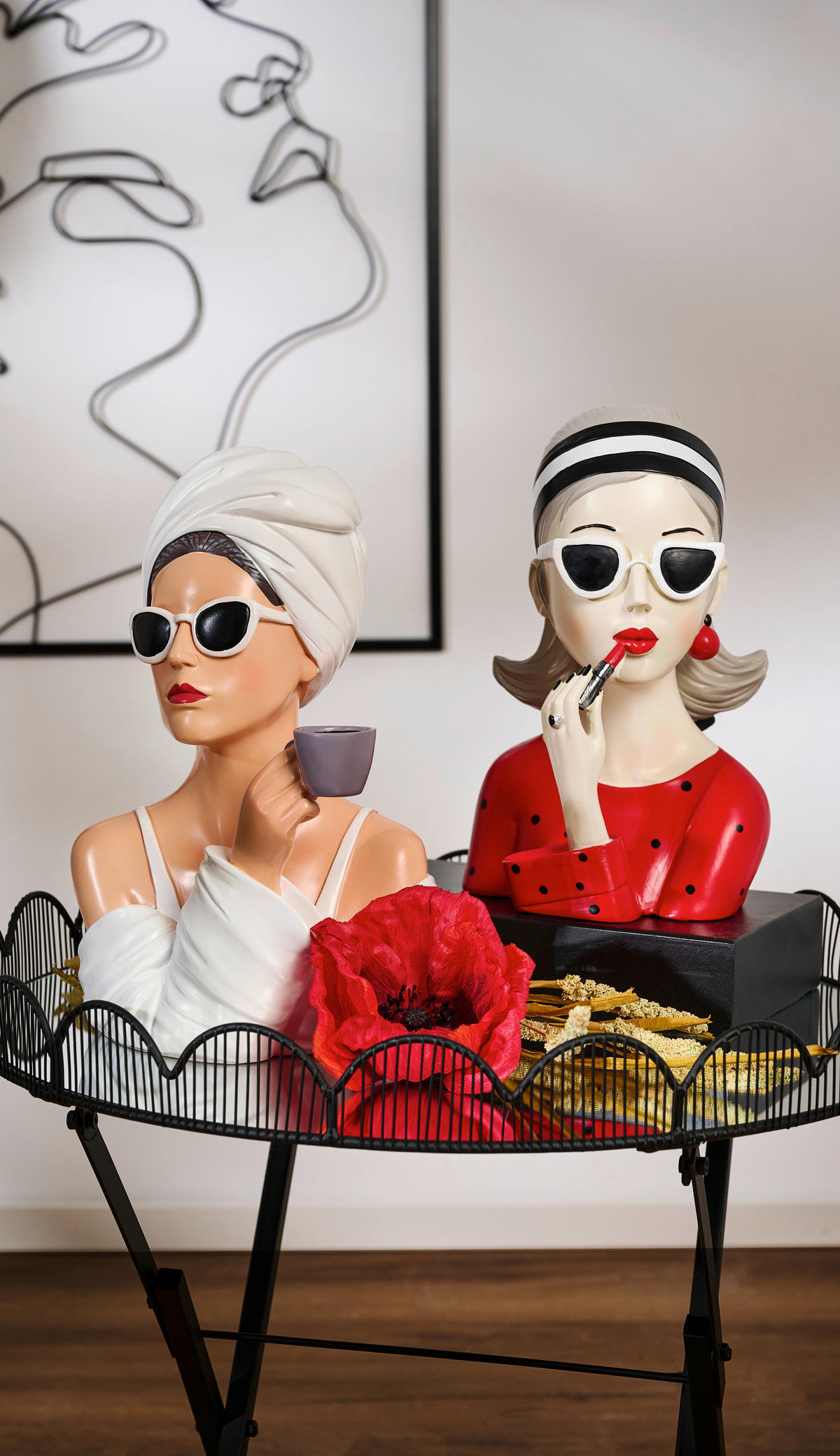 SKULPTUR - Beige/Rot, Trend, Kunststoff (17/26/17cm) - Ambia Home