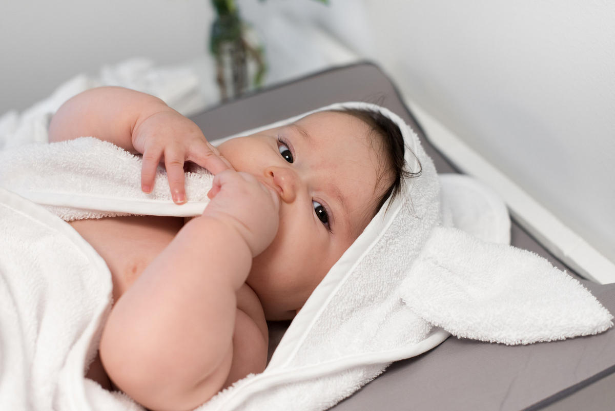 BADHANDDUK MED HUVA 75/75 cm   Badcape rabbit  - vit, Basics, textil (75/75cm) - Summerville