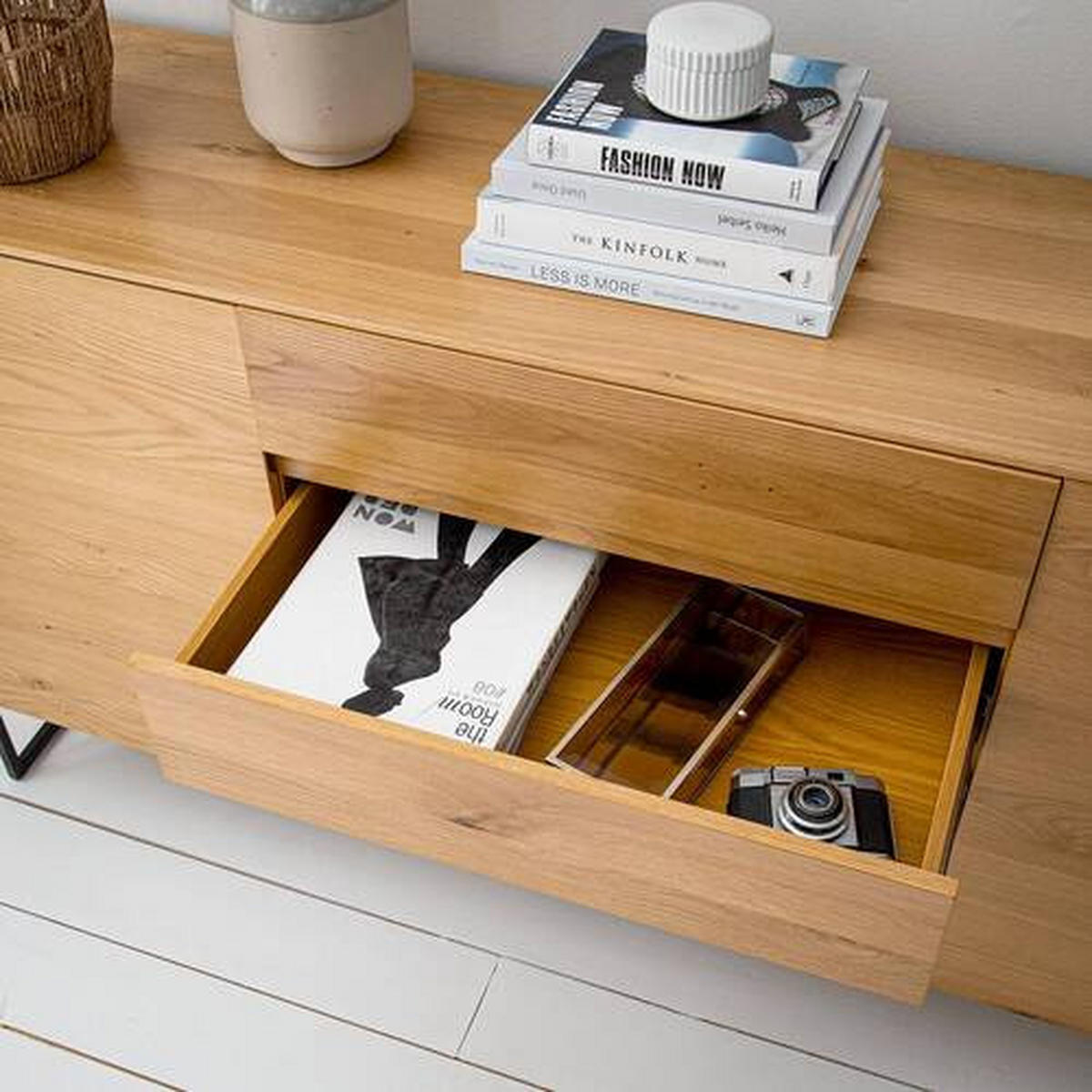SIDEBOARD 165/86/40 cm  - svart/ekfärgad, Klassisk, metall/trämaterial (165/86/40cm) - home24