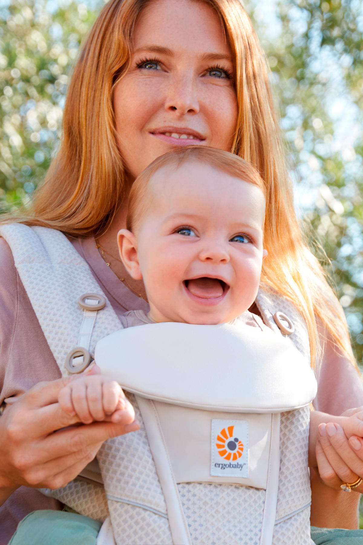 KENGUR NOSILJKA  Omni Breeze  - bež, Osnovno, tekstil (0,7kg) - Ergo Baby