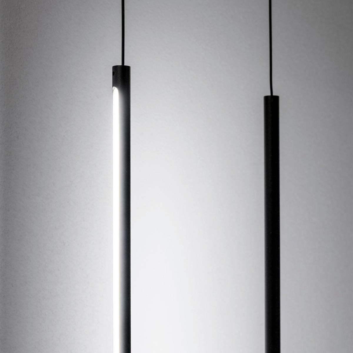 LED-WANDLEUCHTE Filo AP Nero 6/704 cm   - Schwarz, Design, Glas/Kunststoff (6/704cm)