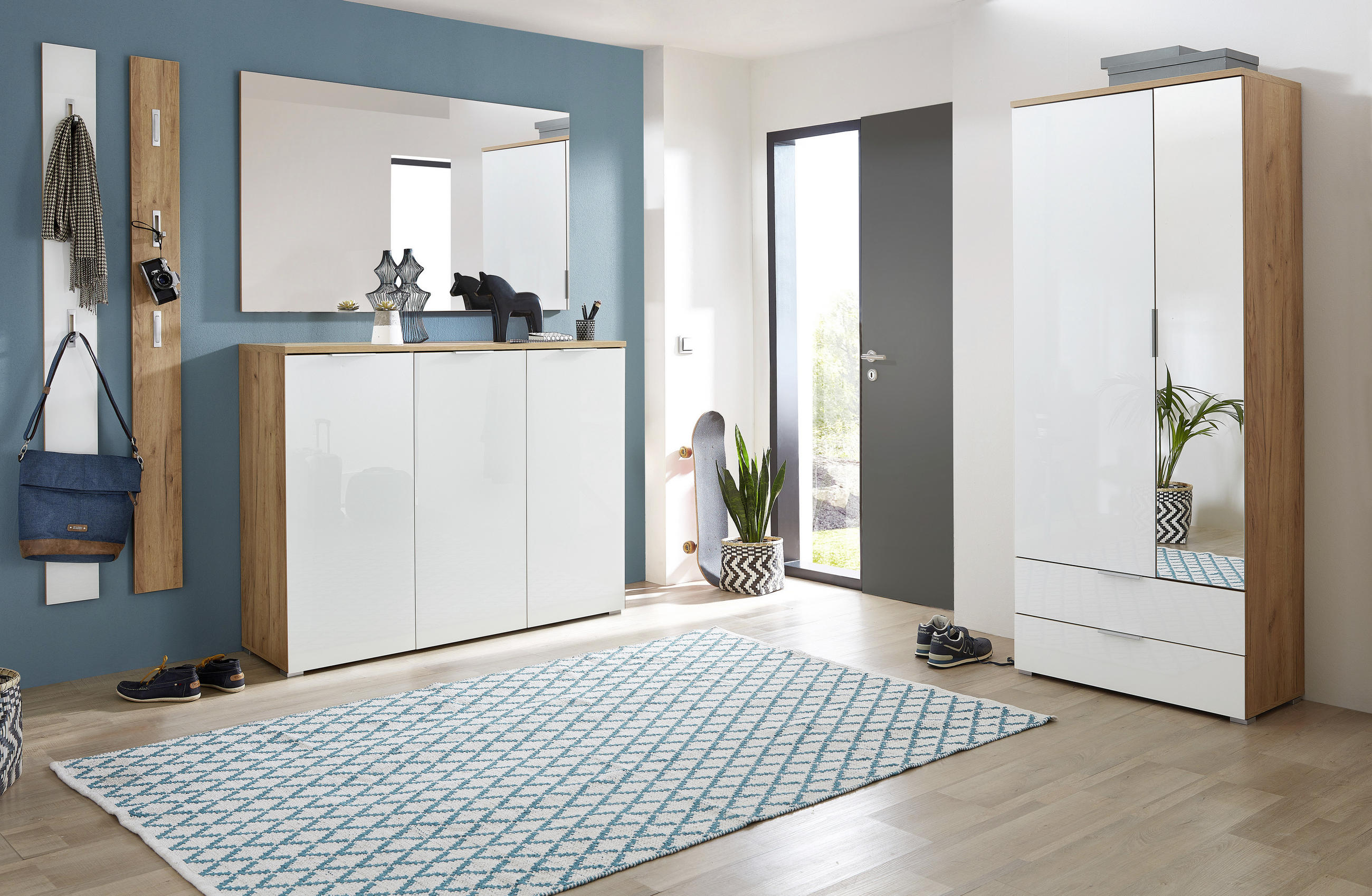 SCHUHSCHRANK Weiß, Eichefarben  - Eichefarben/Alufarben, KONVENTIONELL, Glas/Holzwerkstoff (134/105/40cm) - Xora