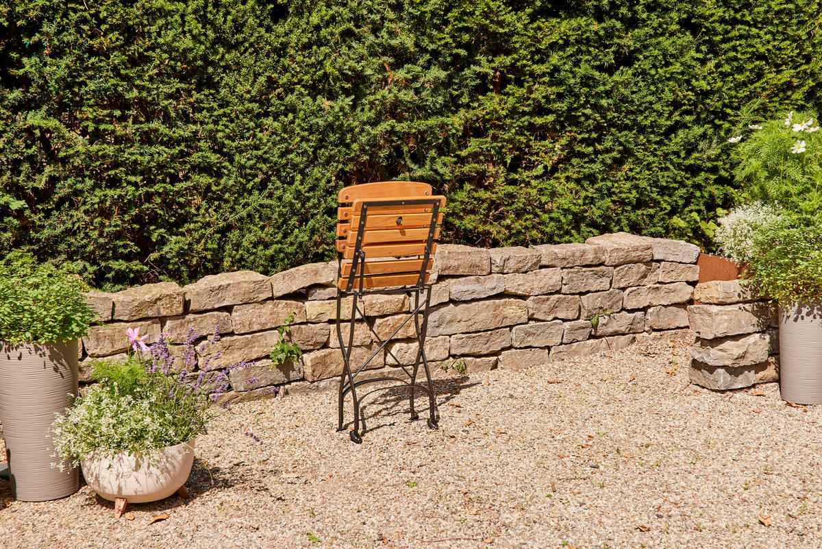 GARTENKLAPPSTUHL Robinie Stahl Schwarz, Robinienfarben  - Robinienfarben/Schwarz, KONVENTIONELL, Holz/Metall (60/87/57cm) - Siena Garden