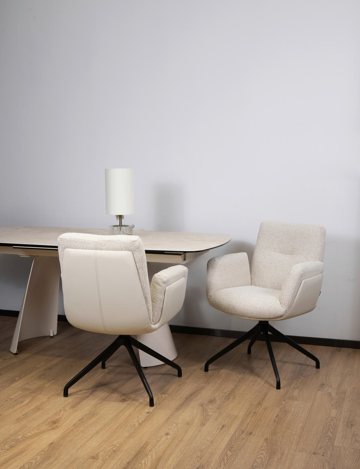 ARMLEHNSTUHL  Sitzfläche 360° drehbar, automatische Rückholfunktion Webstoff  Beige, Schwarz  - Beige/Schwarz, Design, Textil/Metall (62/89/66,5cm) - Johann Jakob
