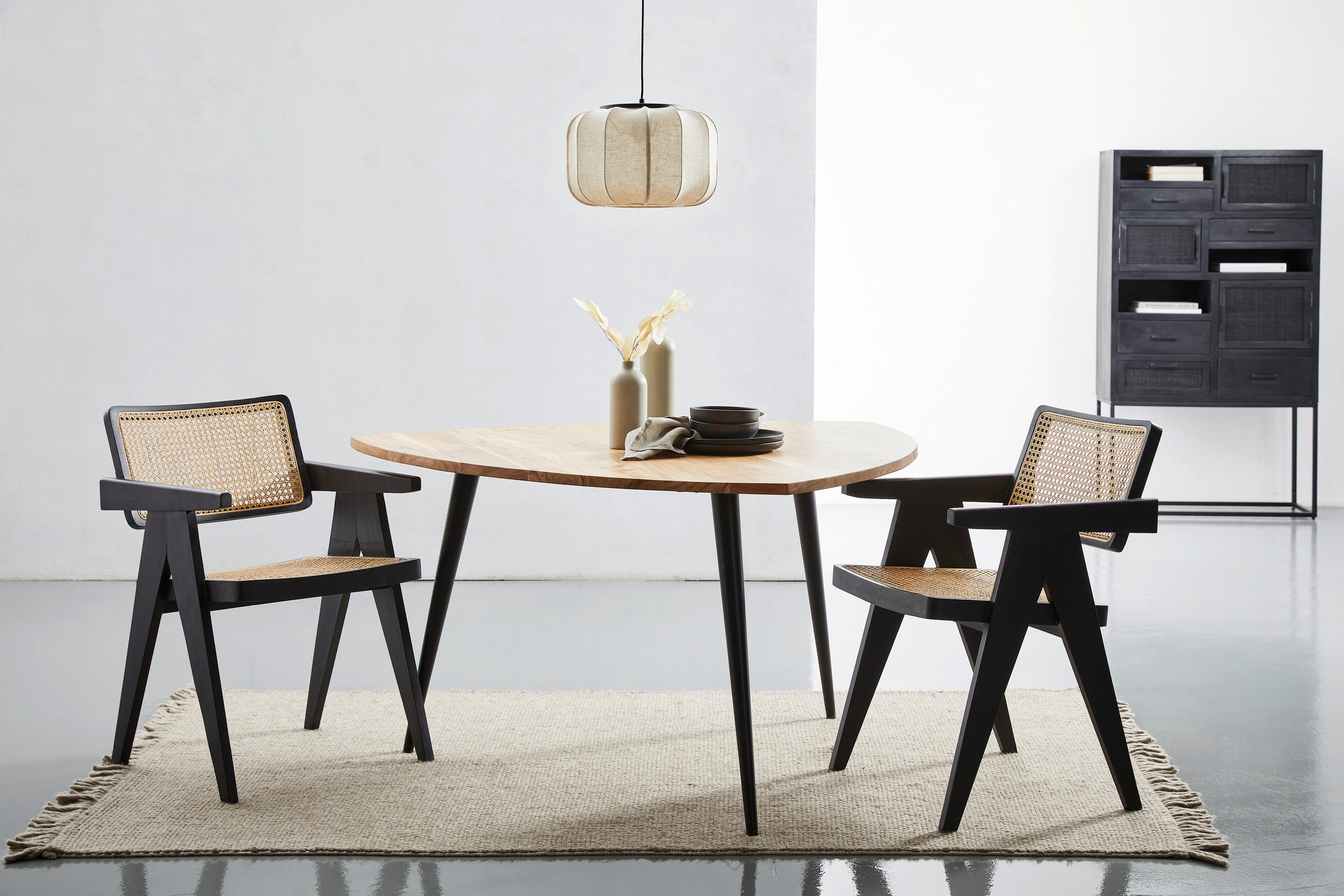 ÉTKEZŐASZTAL - akácia színű/fekete, Modern, fa/fém (137/137/76cm) - Livetastic