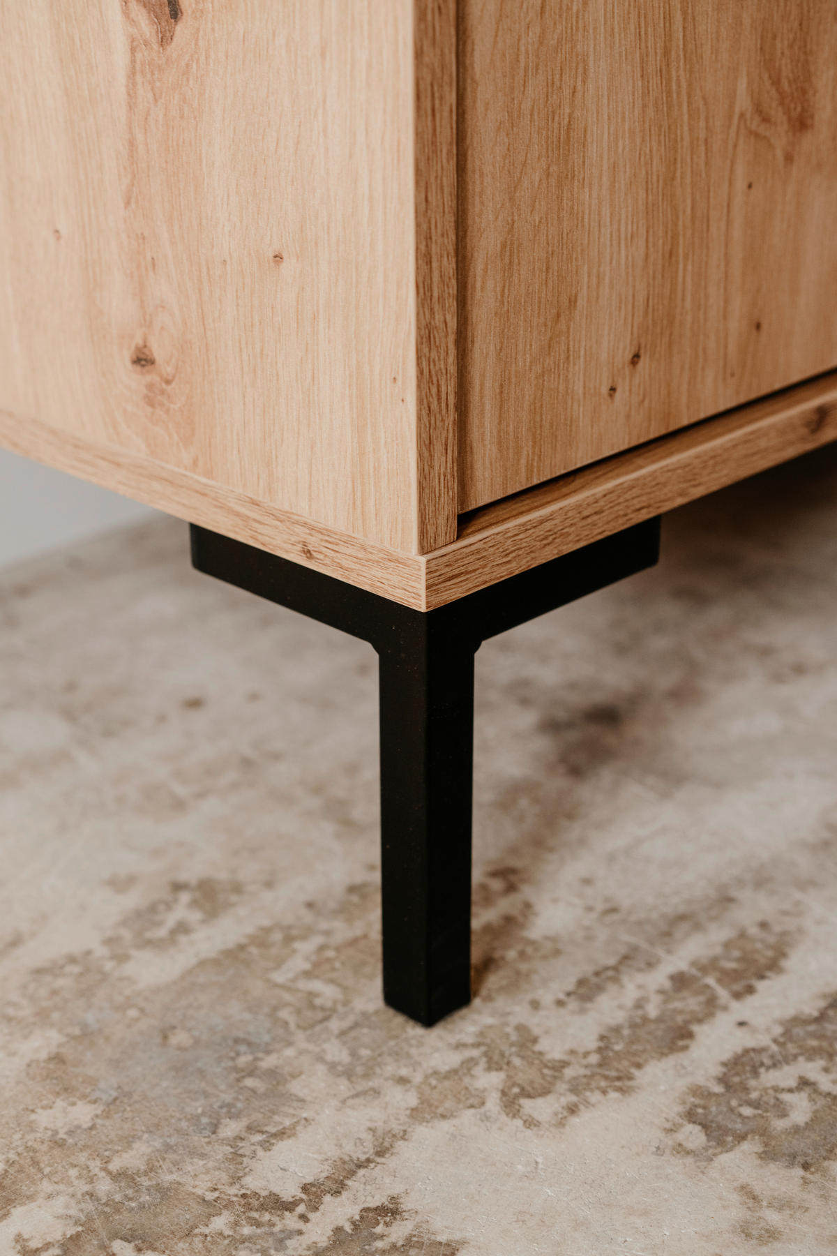 REGAL Eiche Artisan  - Schwarz/Eiche Artisan, LIFESTYLE, Holzwerkstoff/Metall (77,5/165/40cm) - MID.YOU