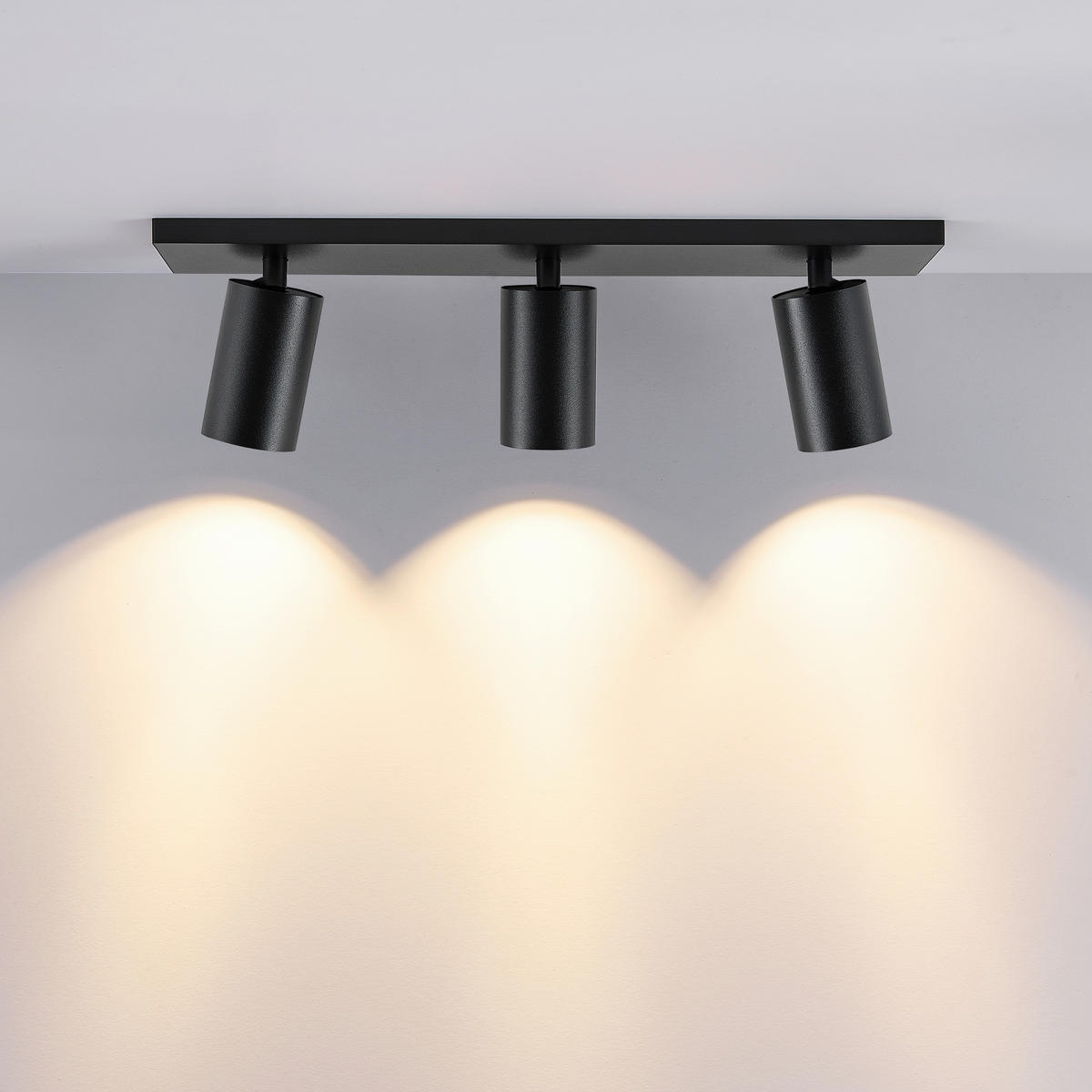 DECKENSTRAHLER - Schwarz, Design, Metall (48/9/12,5cm)