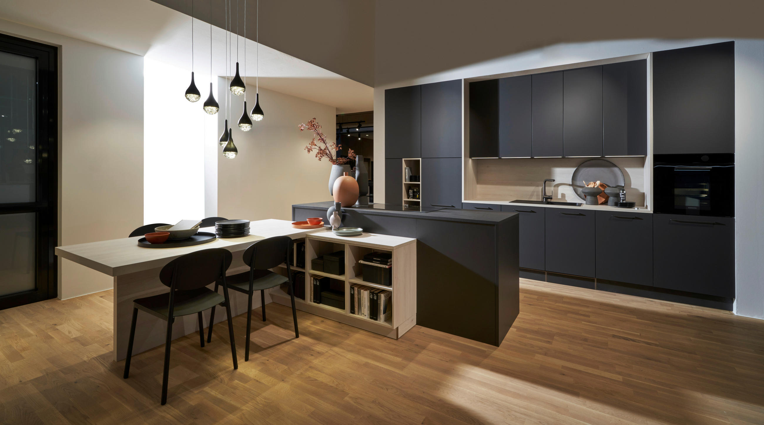 EINBAUKÜCHE   - Graphitfarben/Grau, Design, Holzwerkstoff - Dieter Knoll