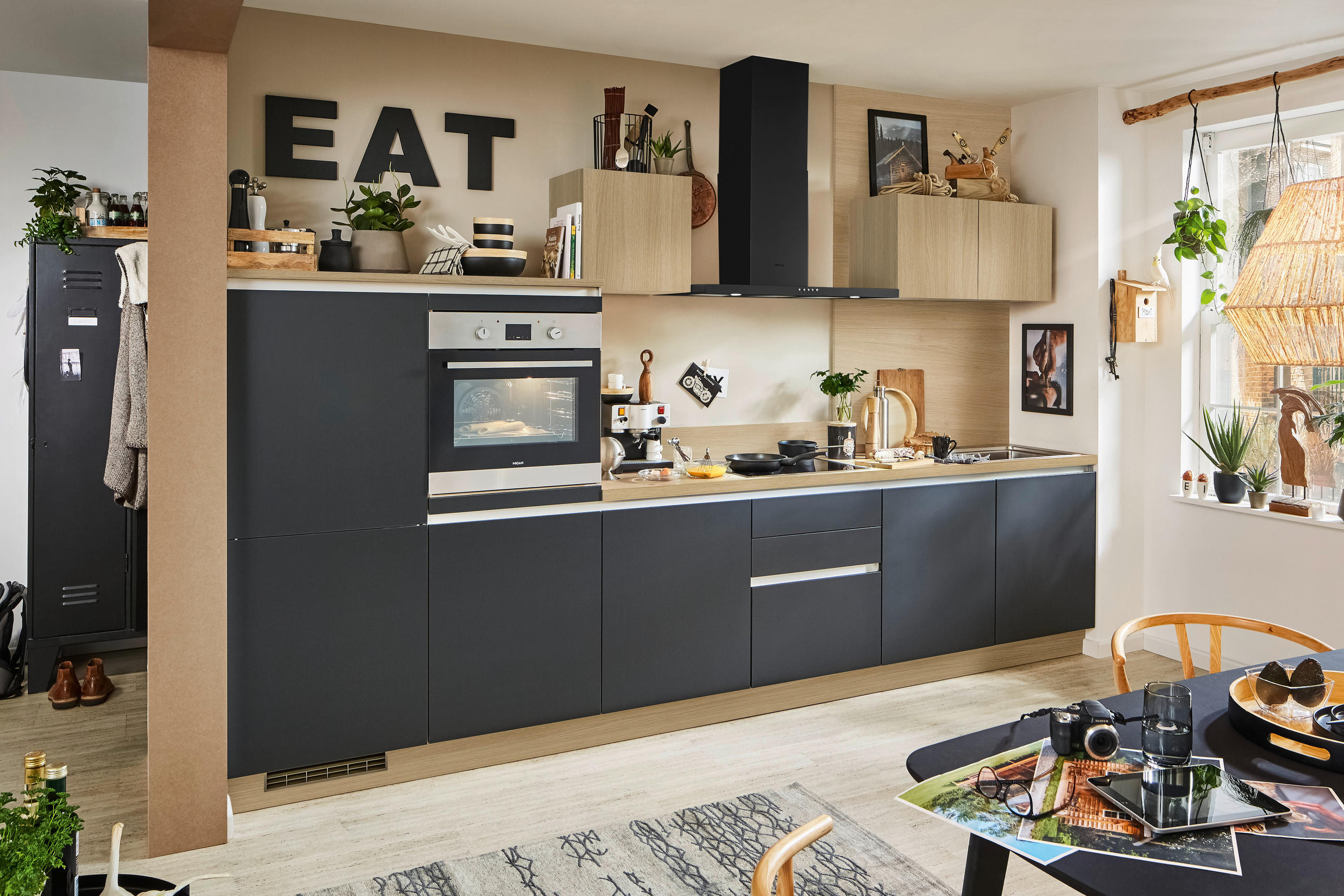 KÜCHENLEERBLOCK Clean 360 cm  in Schwarz, Eichefarben  - Edelstahlfarben/Eichefarben, MODERN, Holzwerkstoff/Metall (360cm) - Express
