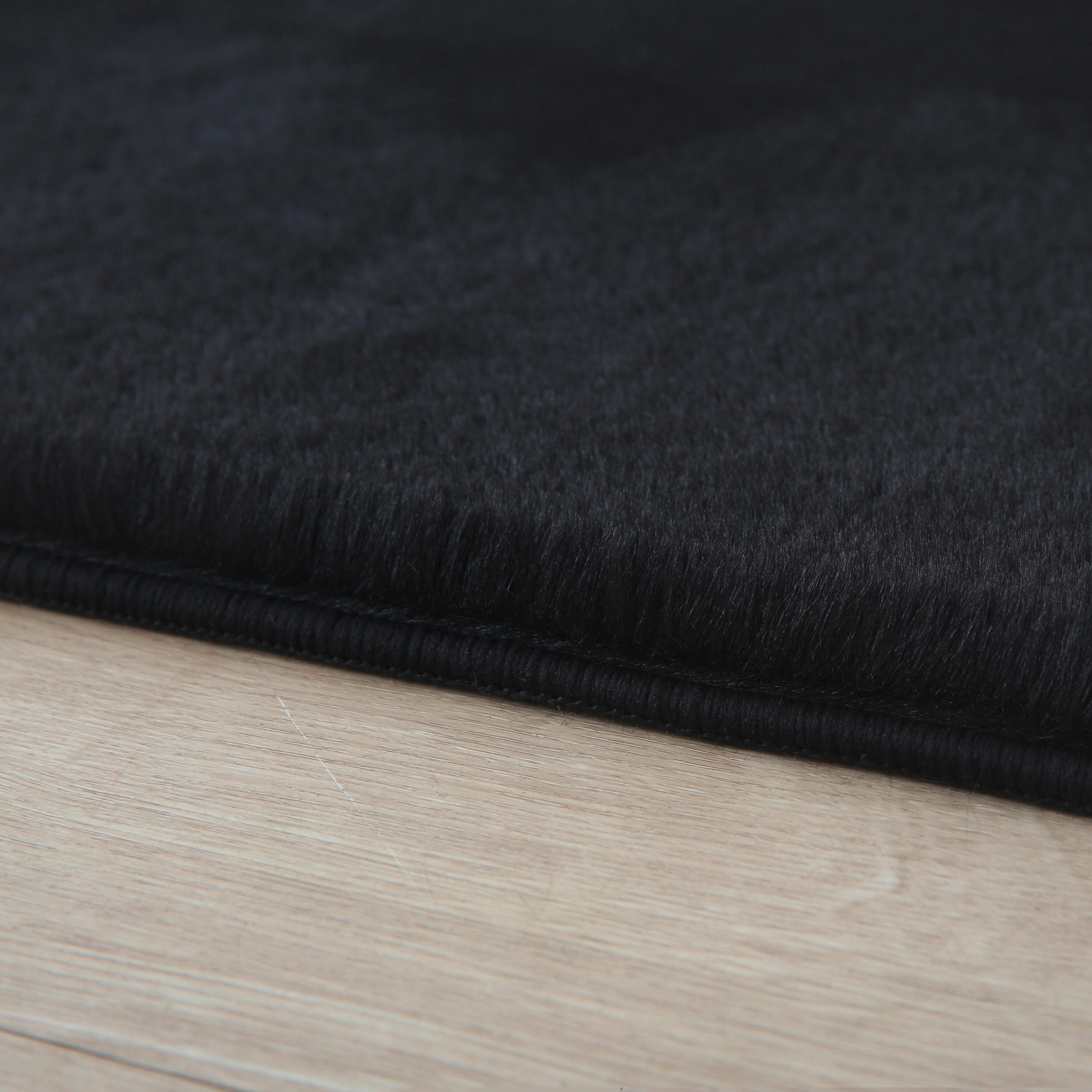 PREPROGA Z VISOKIM FLOROM Pouffy   tkano  črna  - črna, Basics, tekstil (200/200cm)