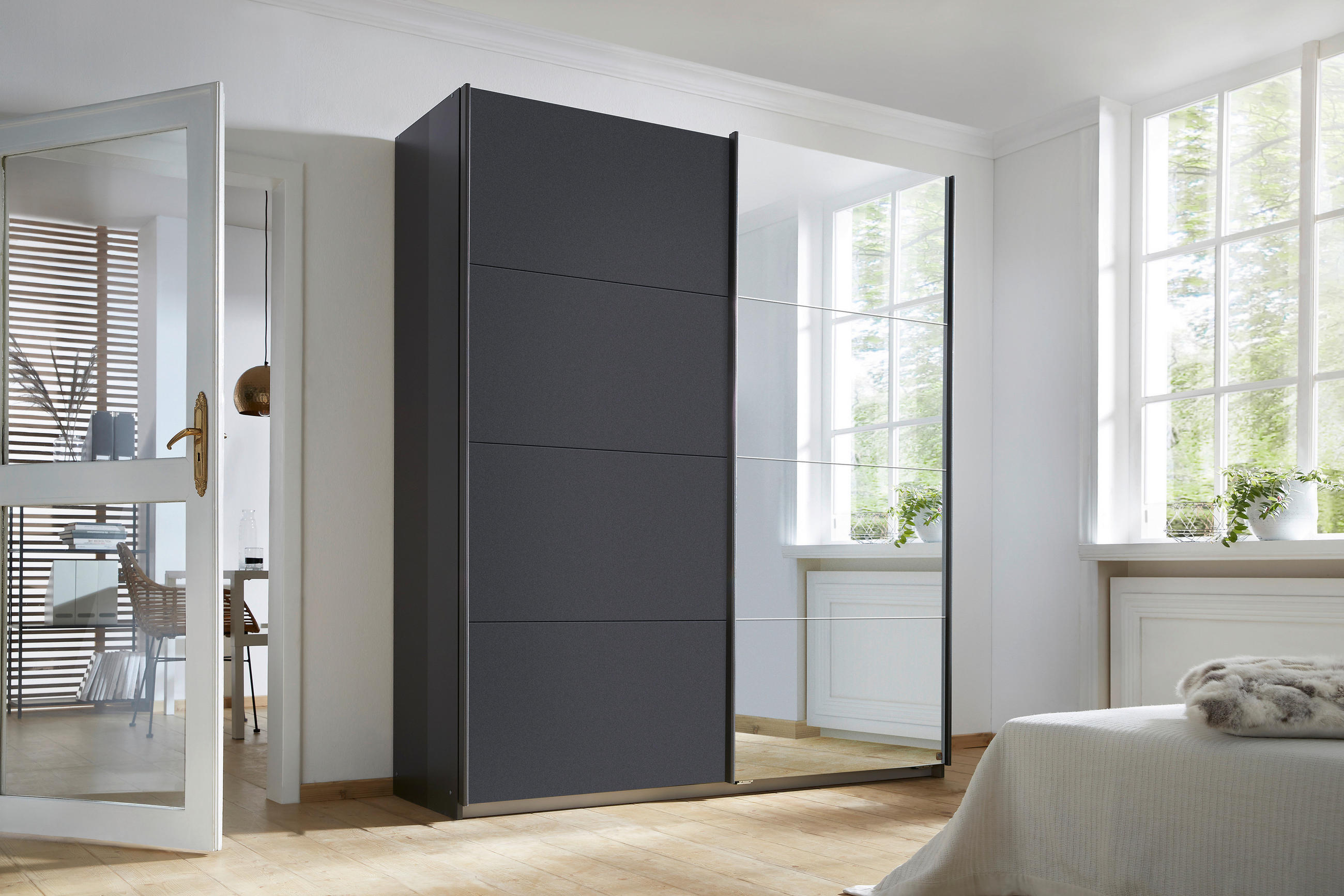 SCHWEBETÜRENSCHRANK in Graphitfarben, Silberfarben - Silberfarben/Alufarben, Modern, Holzwerkstoff/Metall (181/197/61cm) - Rauch Möbel
