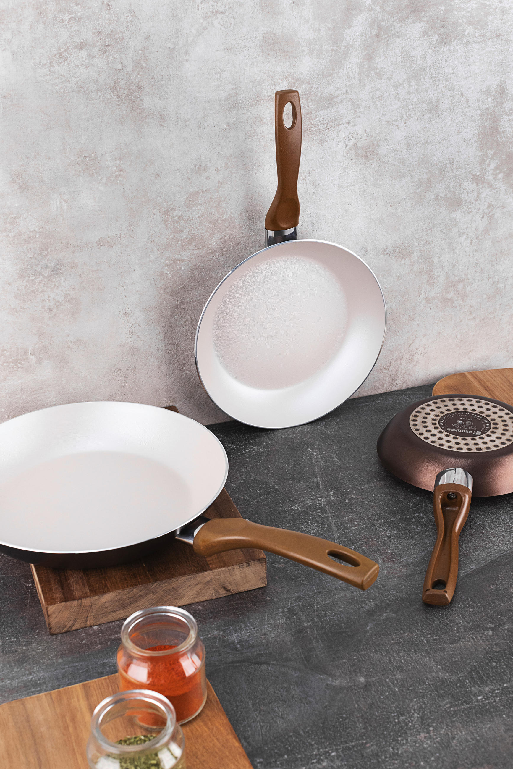 PFANNENSET Aluminium 3-teilig  - Braun/Weiß, Basics, Kunststoff/Metall (47/26/15cm)