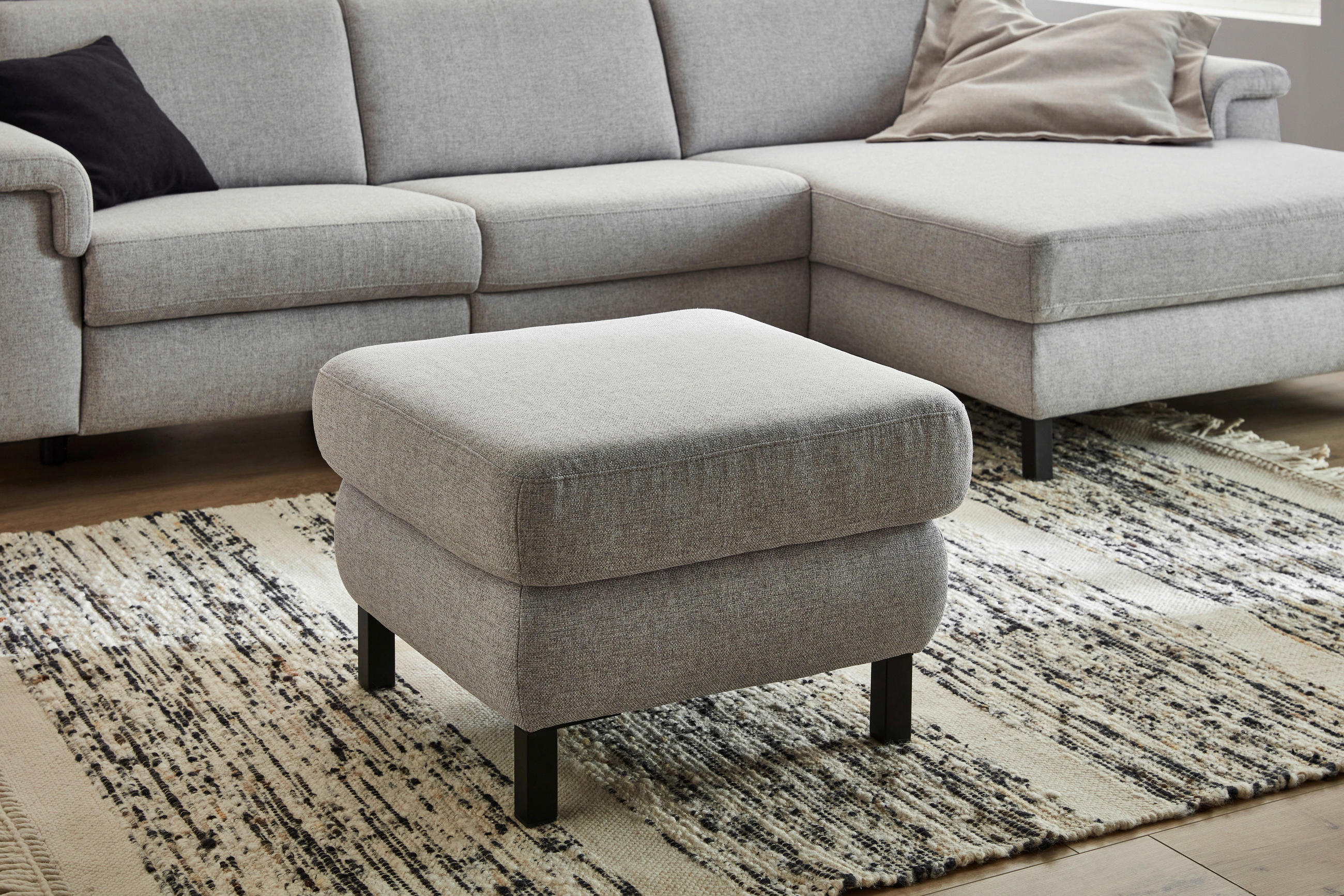 HOCKER in Textil Hellgrau  - Hellgrau/Schwarz, KONVENTIONELL, Textil/Metall (69/47/69cm) - Pure Home Comfort