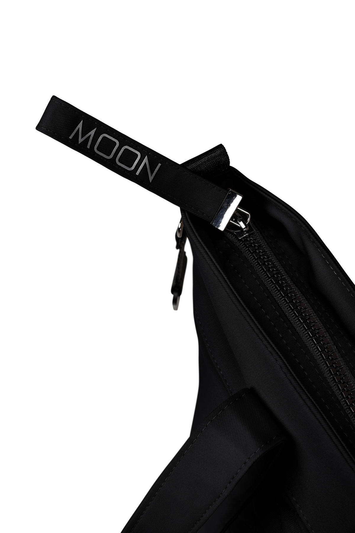 WICKELTASCHE V-Shape Bag  - Schwarz, Basics, Textil (41/16/28cm) - Moon