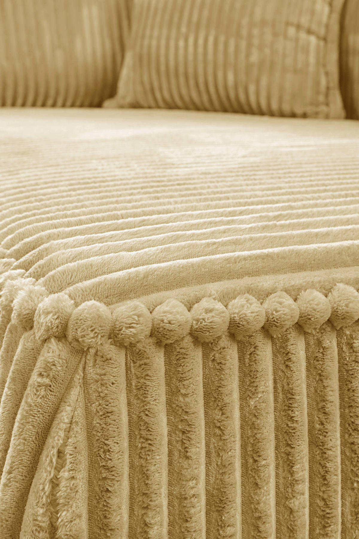 SOFA in Cord Beige  - Beige/Schwarz, Design, Holz/Textil (223/95/121cm) - MID.YOU