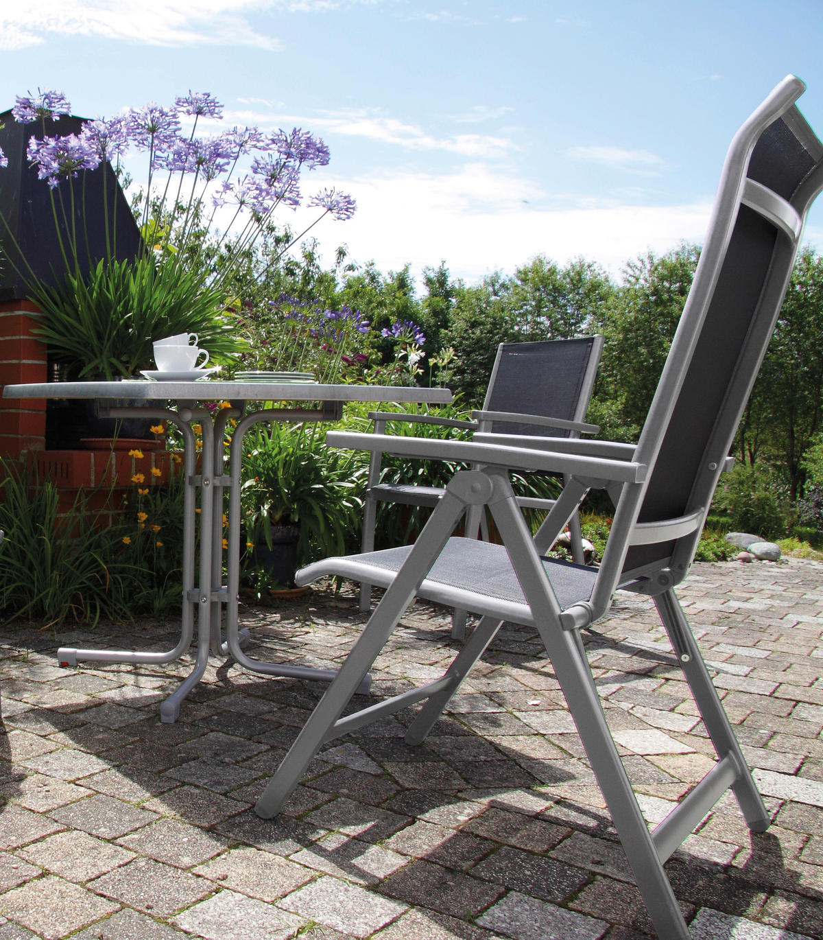 GARTENKLAPPTISCH  - Platinfarben/Grau, Basics, Holzwerkstoff/Metall (70/70/72cm) - Gardenson