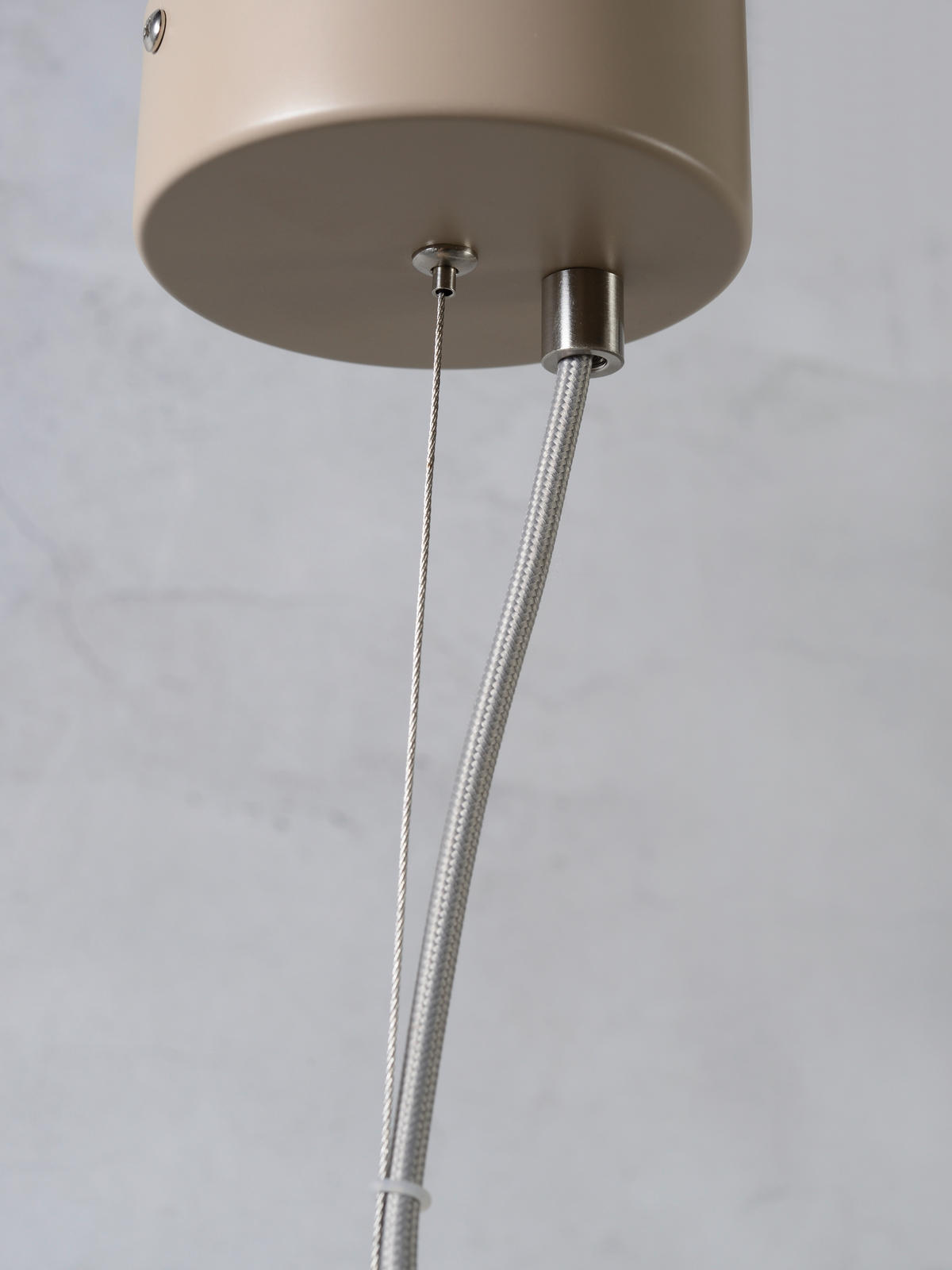 ZÁVESNÉ SVIETIDLO,  47/176/23 cm - piesková, Design, kov (47/176/23cm) - It's about Romi