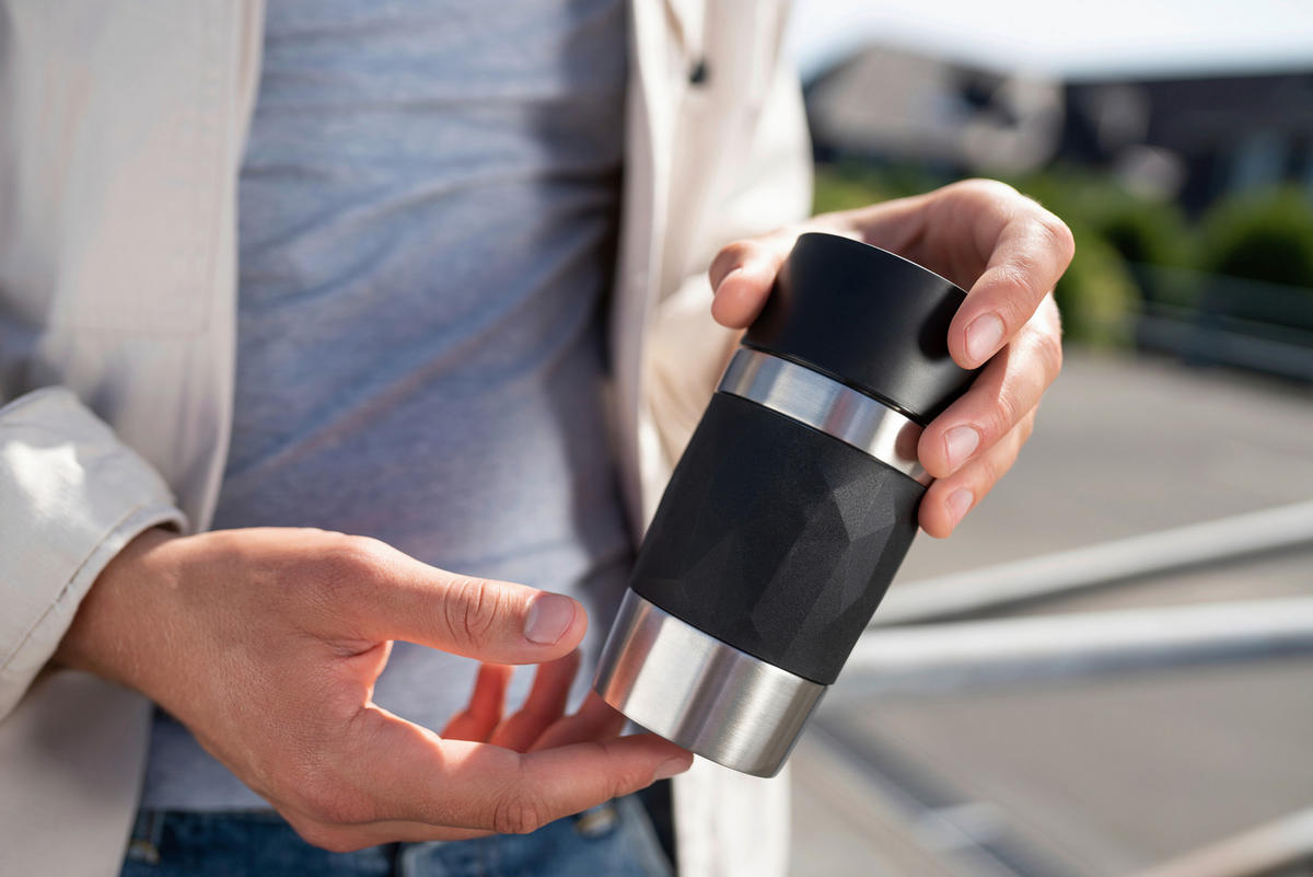 THERMOBECHER TRAVEL MUG COMPACT 0,3 L  - Schwarz, Basics, Kunststoff/Metall (7,2/15cm) - Emsa