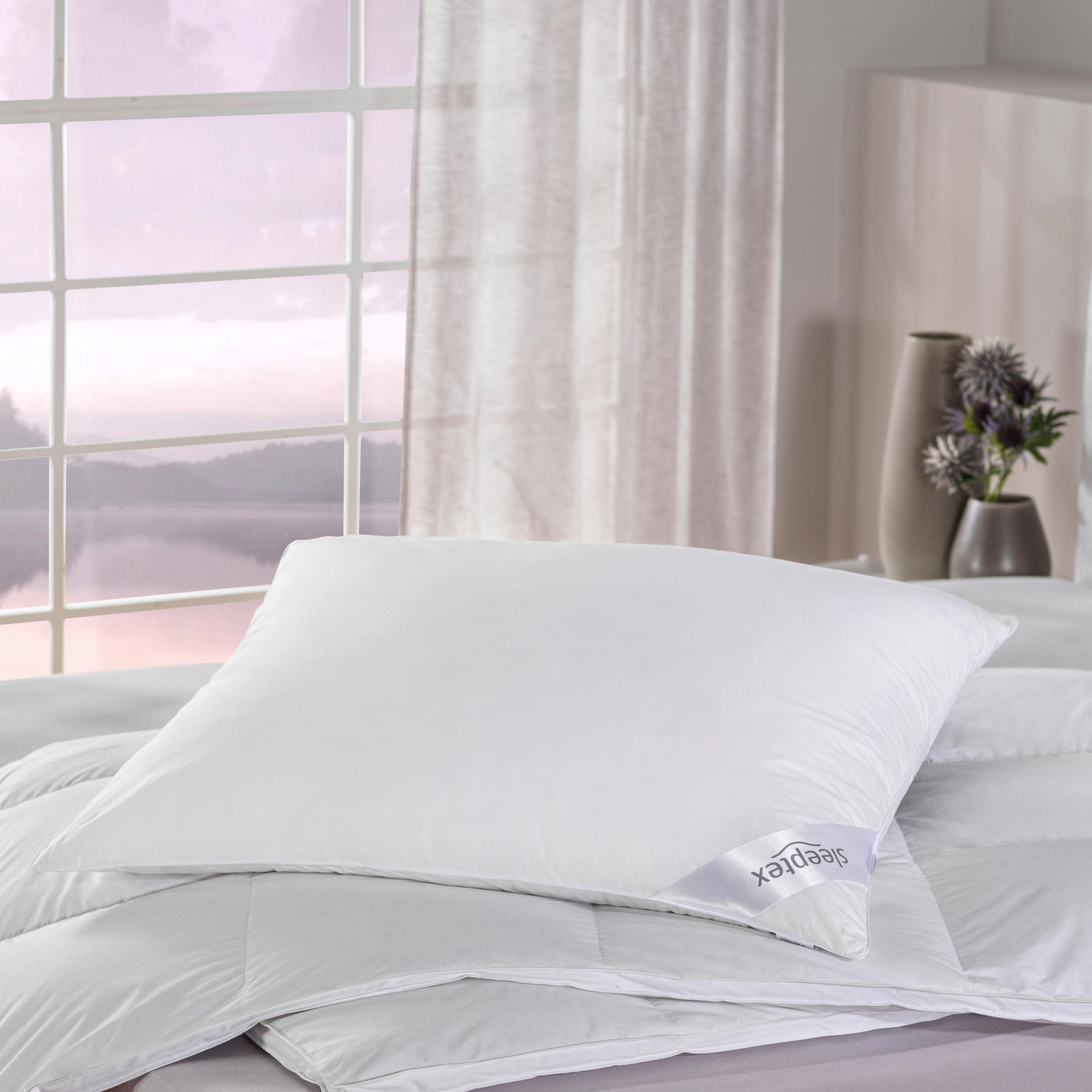 3-KOMOROVÝ VANKÚŠ, 70/90 cm - biela, Basics, textil (70/90cm) - Sleeptex