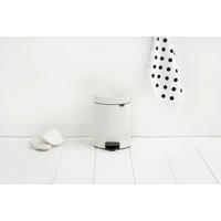 PEDÁLOS SZEMETES  - fekete/fehér, Basics, műanyag/fém (5l) - Brabantia