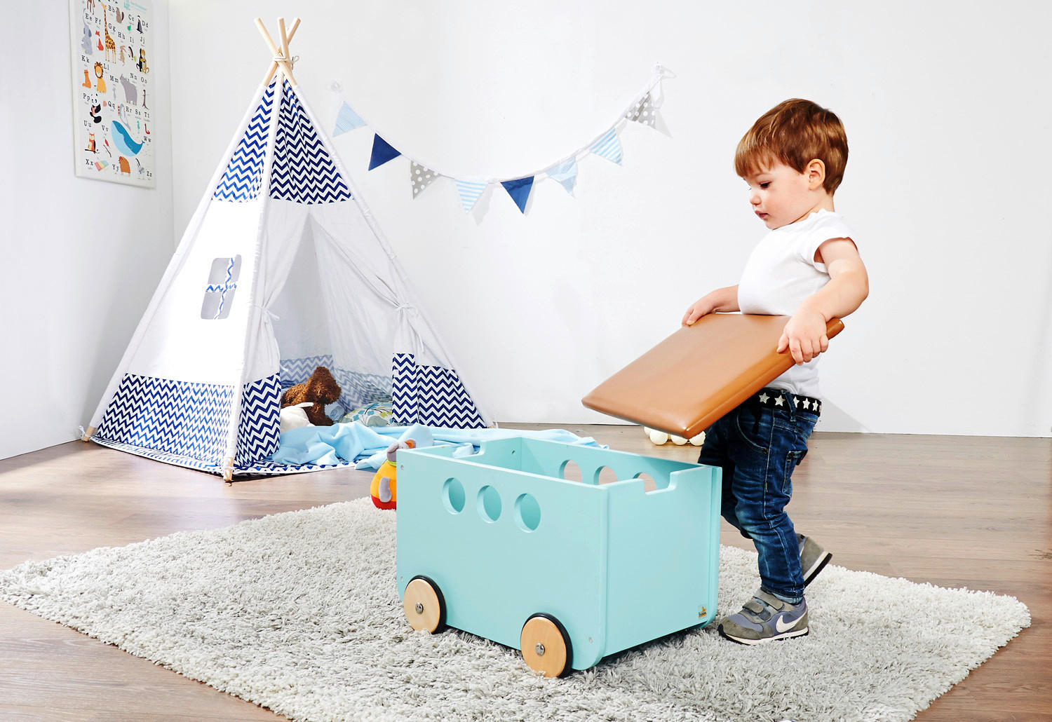 SPIELZEUGBOX JIM  - Basics (50/36/36cm) - Pinolino