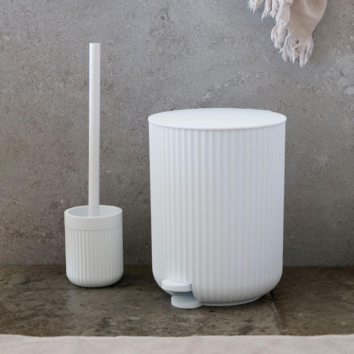 WC-BÜRSTENGARNITUR in Kunststoff  Kunststoff   - Weiß, Basics, Kunststoff (12/36,4/12cm)