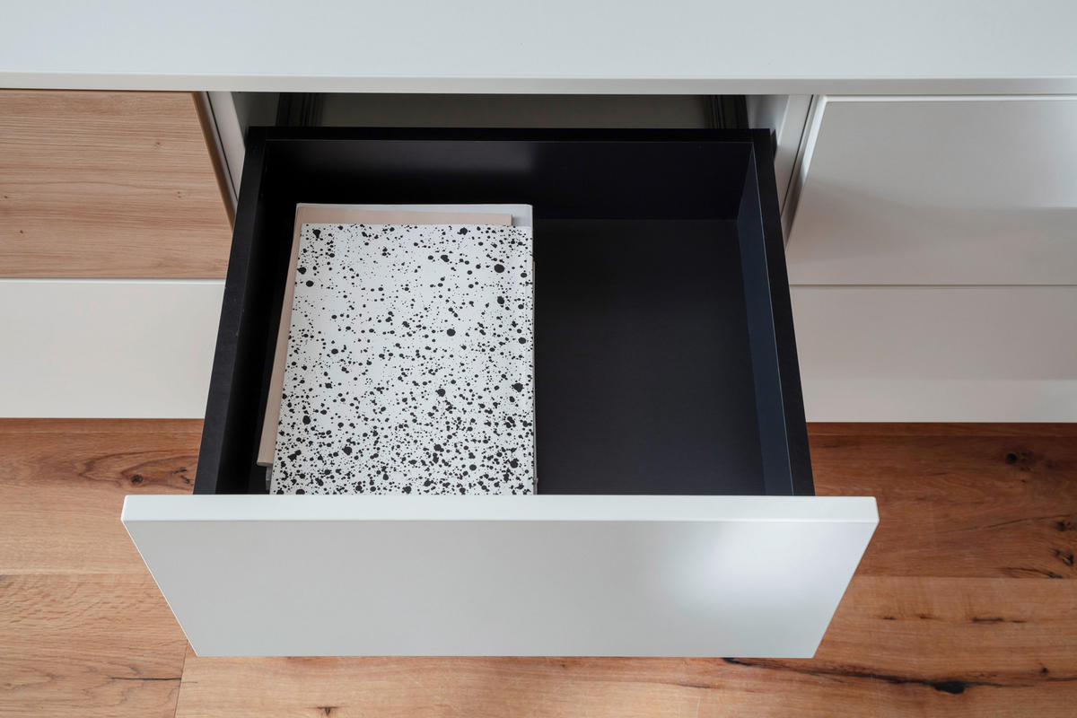 SIDEBOARD Weiss, Eiche Artisan  250/52/45 cm  - Weiss/Silberfarben, Design, Holzwerkstoff/Kunststoff (250/52/45cm) - Moderano
