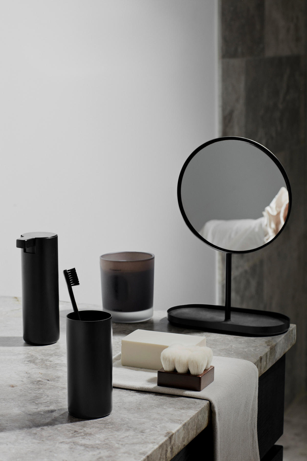 SEIFENSPENDER MODO SPA  - Schwarz, Design, Metall (9/5,5/16cm) - Blomus