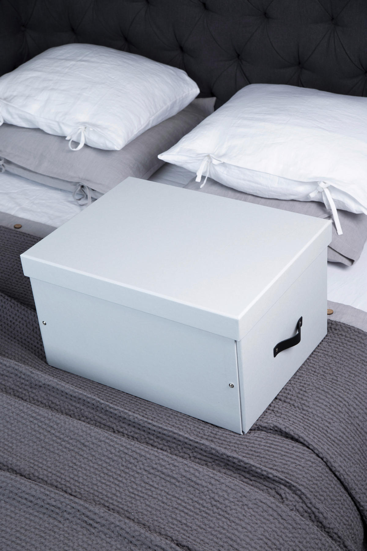 AUFBEWAHRUNGSBOX - Hellgrau/Grau, Basics, Karton/Papier (38/28.5/50.5cm)