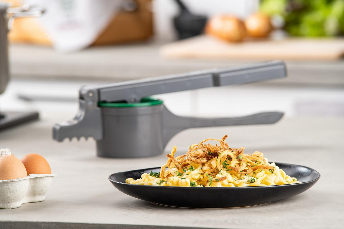 KARTOFFELPRESSE  - Dunkelgrau/Grün, Design, Kunststoff/Metall (35cm) - Chefkoch+Fackelmann