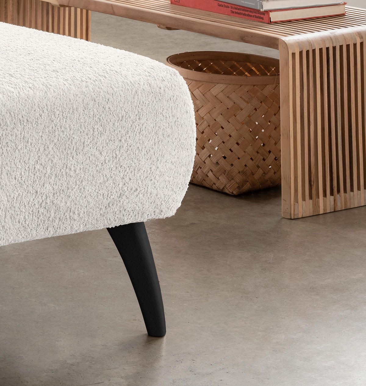 XXL-SESSEL in Bouclé Weiss  - Weiss/Schwarz, Modern, Holz/Textil (108/84/155cm) - MID.YOU