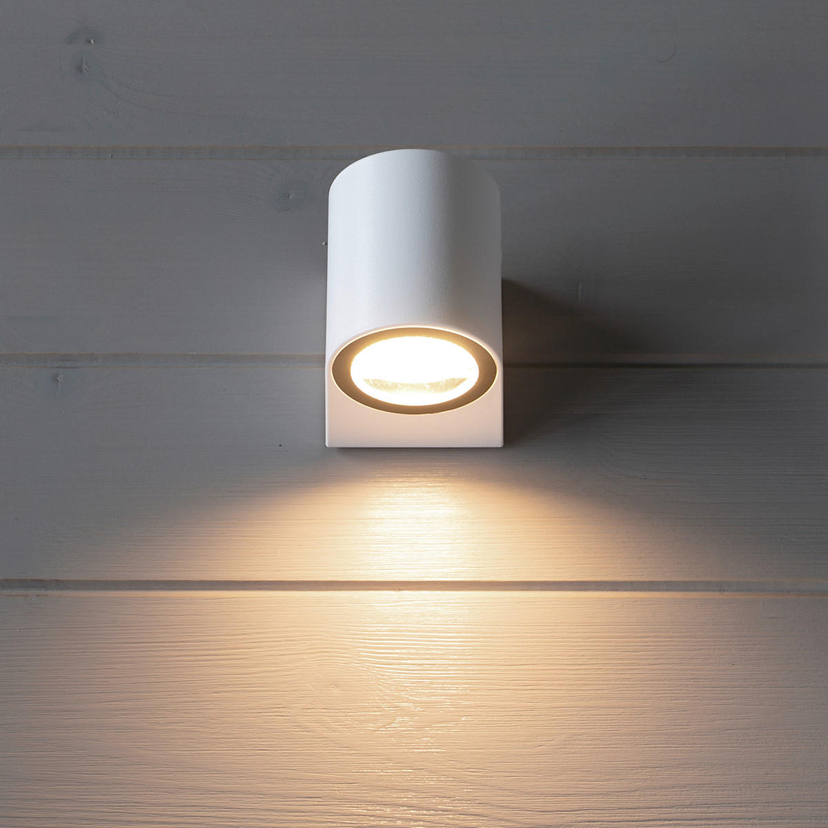 AUßENLEUCHTE 6,8/8,9/8 cm   - Weiß, Basics, Kunststoff (6,8/8,9/8cm) - Globo