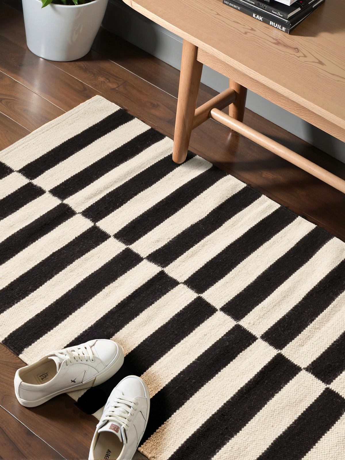 HANDWEBTEPPICH 80/150 cm Donna Schwarz, Weiß  - Schwarz/Weiß, Basics, Textil (80/150cm)