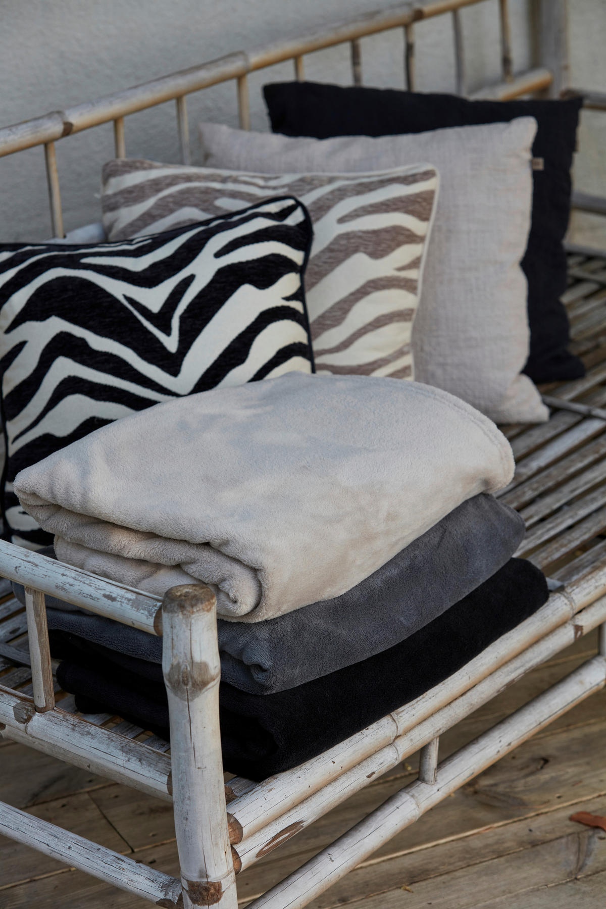 FILT Mimmi  - mörkgrå, Basics, textil (130/170cm)