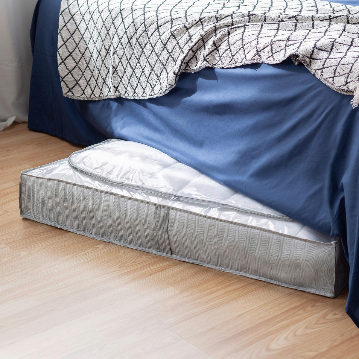 TAŠKA NA USCHOVÁNÍ - světle šedá, Basics, textil (107/46/16cm)